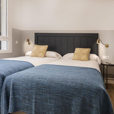 Slow Suites Bellas Artes Madrid Bagian luar foto