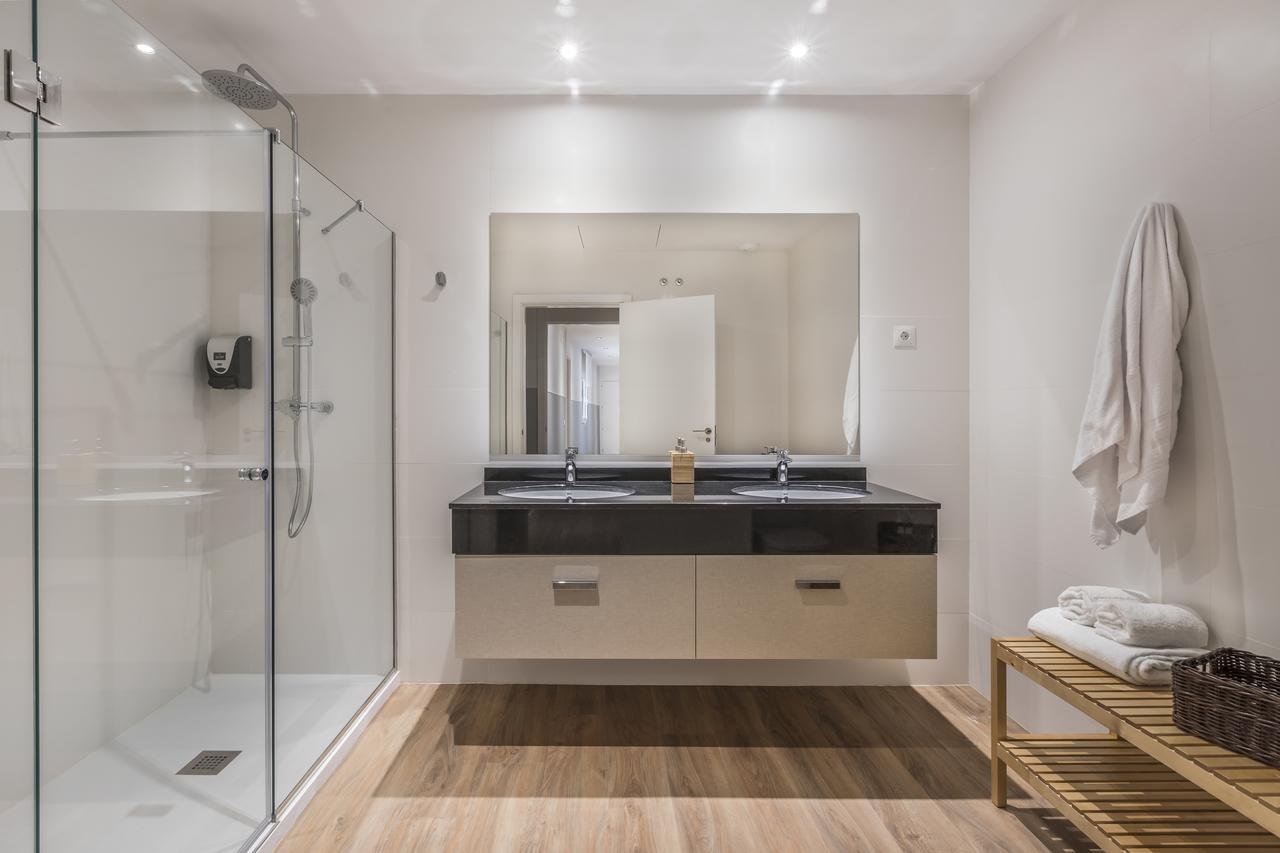 Slow Suites Bellas Artes Madrid Bagian luar foto