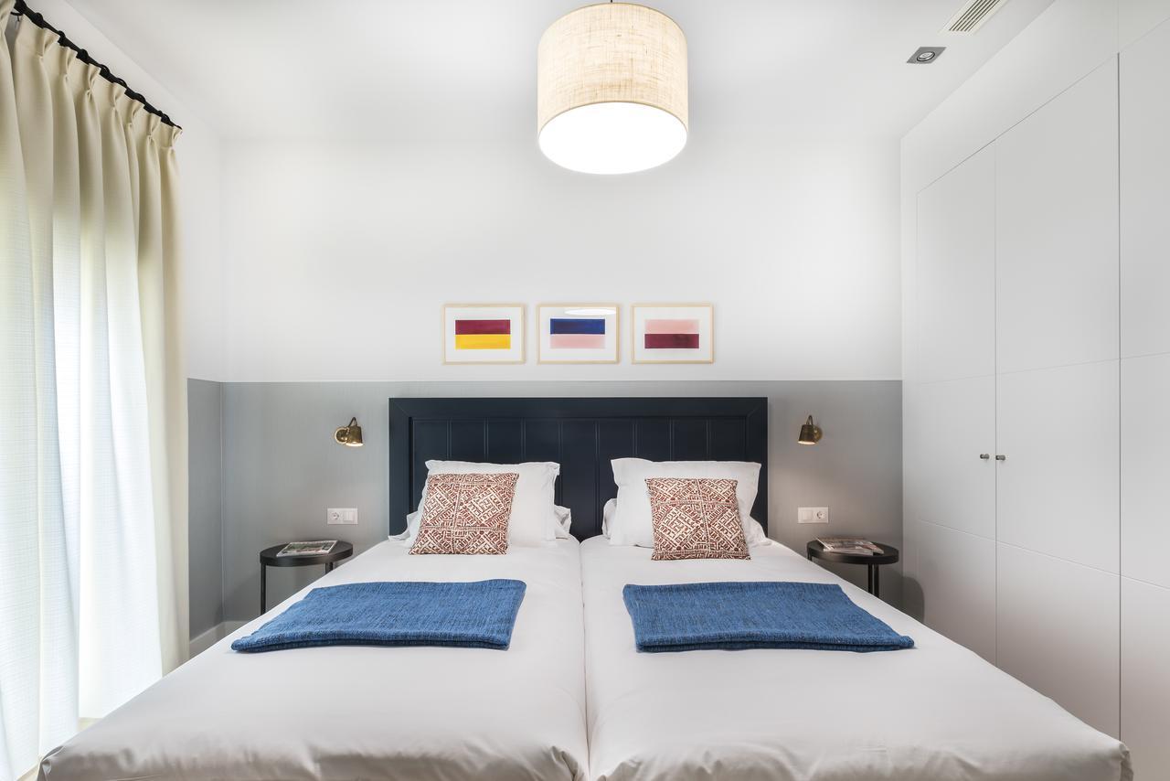 Slow Suites Bellas Artes Madrid Bagian luar foto