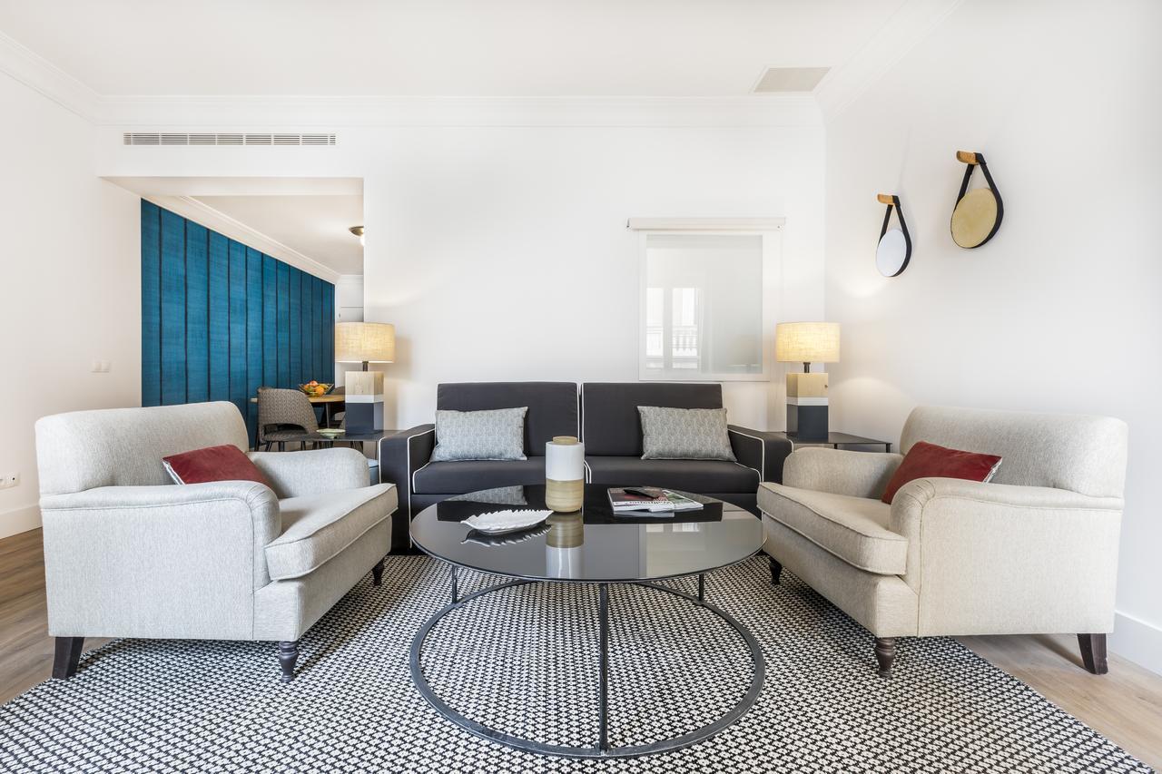Slow Suites Bellas Artes Madrid Bagian luar foto