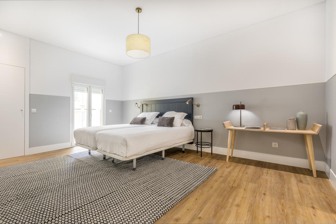 Slow Suites Bellas Artes Madrid Bagian luar foto
